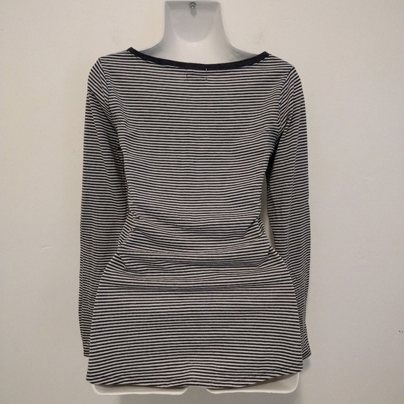 Old Navy - Striped Long Sleeves Tee - Picture 6 of 12